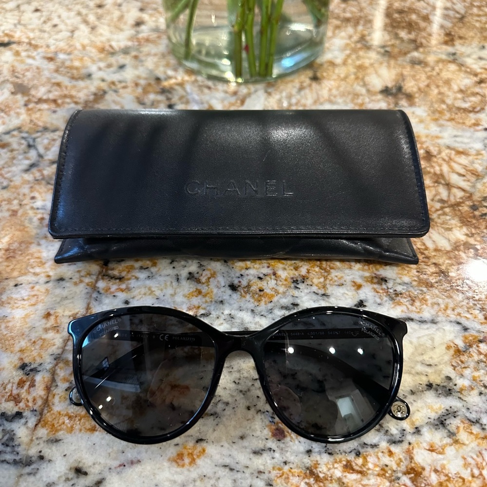CHANEL Black Cat-Eye Sunglasses with Case - Picture 2 of 6